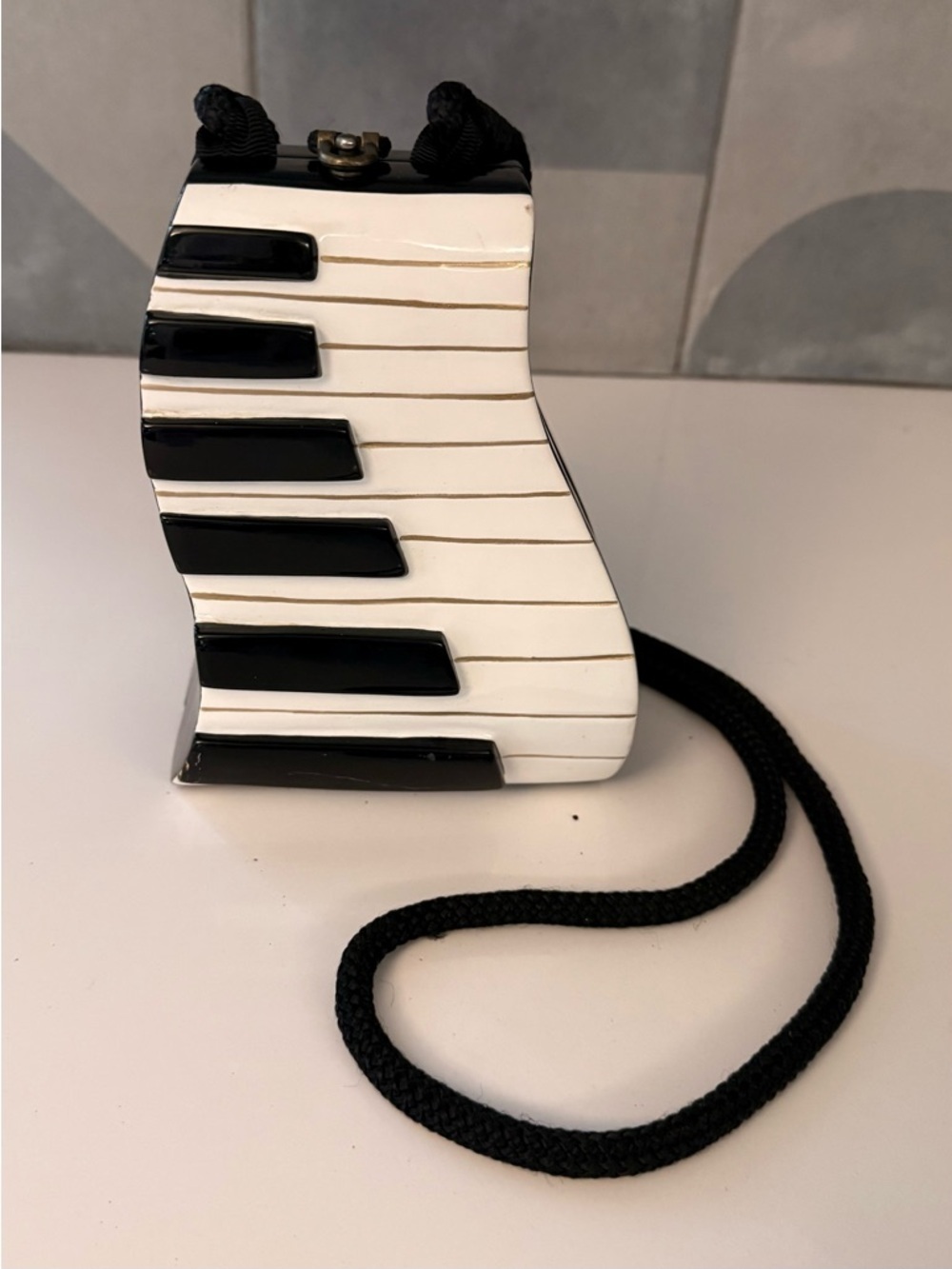 Vintage Timmy Woods piano acacia wood and lacquer handbag, crossbody collectible - Picture 2 of 9